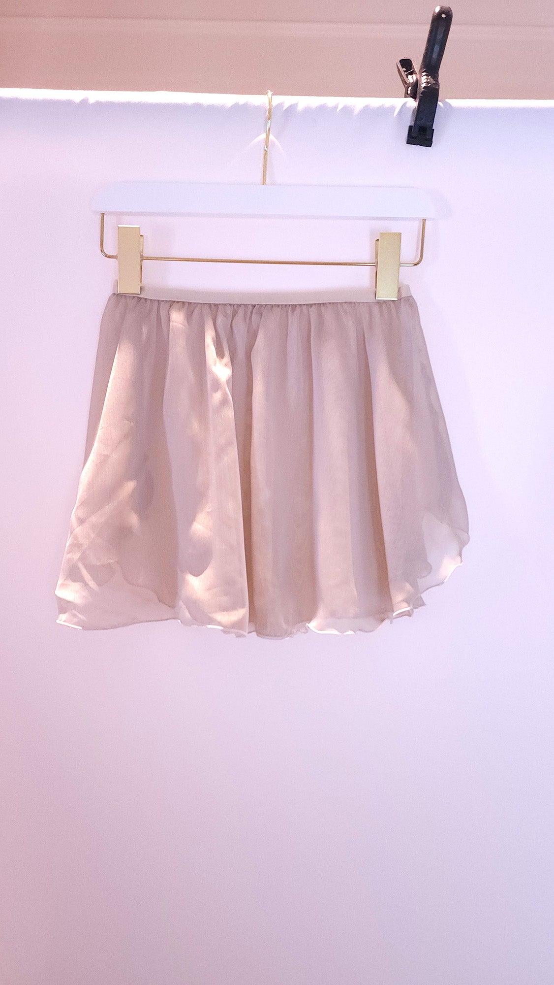 [RS] Ruby Skirt - (O/S) - Iridescent Champagne Chiffon