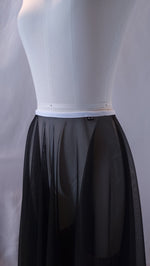 Load image into Gallery viewer, (S) Lina 28&quot; Rehearsal Skirt - Black
